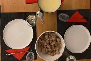 Zurich : Dégustez une fondue au fromage à la maison avec des habitants de la région