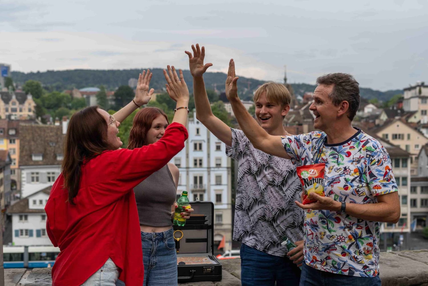 Zurique: Escape Game guiado - Passeio de barco, snacks e bebidas