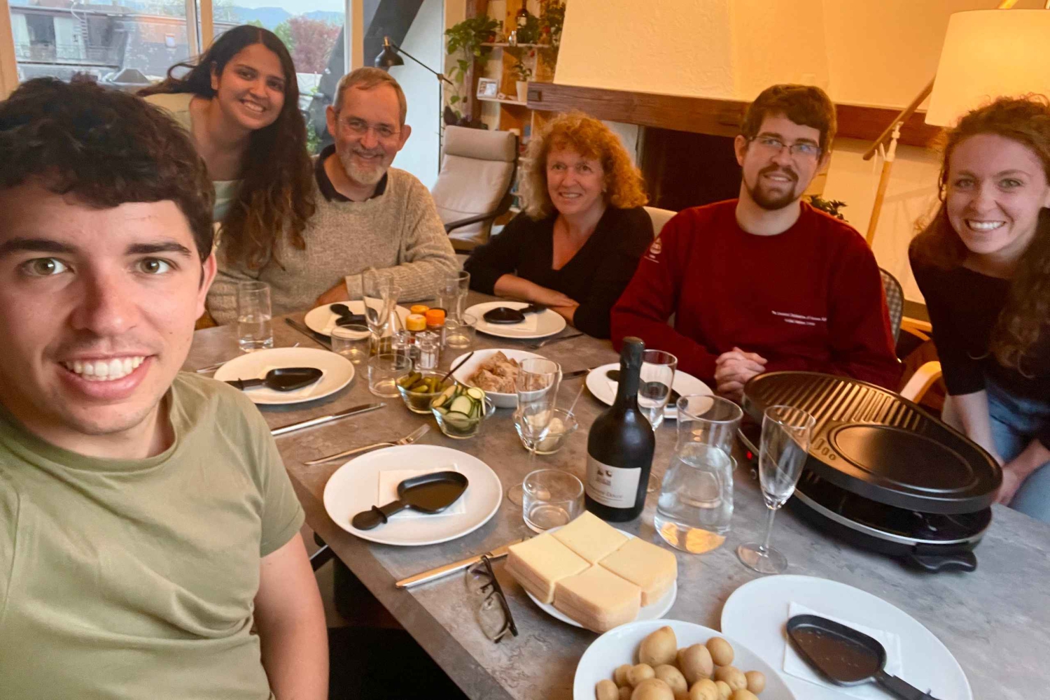 Zürich: Hemvärdsostmiddag med fondue eller raclette