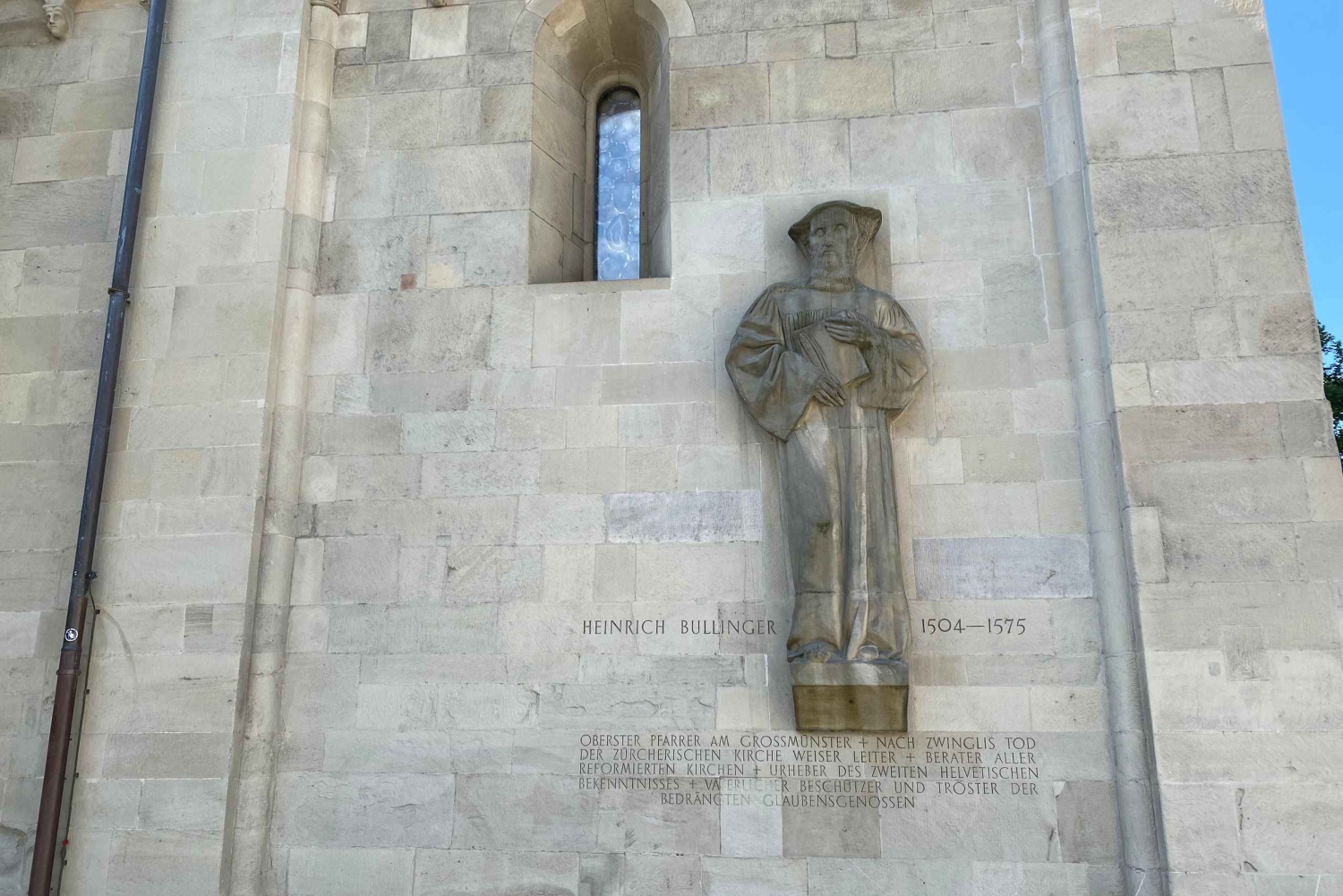 Zúrich en el espejo del pasado: Visita de Lectura Autoguiada