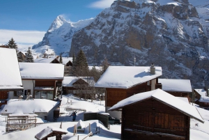 チューリッヒ発：ラウターブルンネンとミューレンのアルプス日帰りツアー（少人数グループ）をご案内します