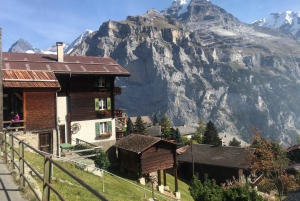 チューリッヒ発：ラウターブルンネンとミューレンのアルプス日帰りツアー（少人数グループ）をご案内します