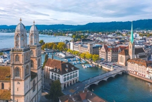 Zurich : Private Custom Walking Tour With a Local Guide