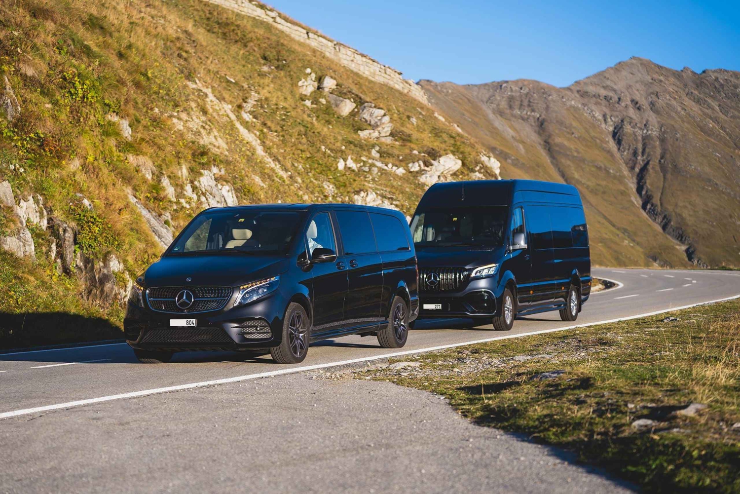 Zúrich: tour privado de un día al valle de las cascadas y a Interlaken.