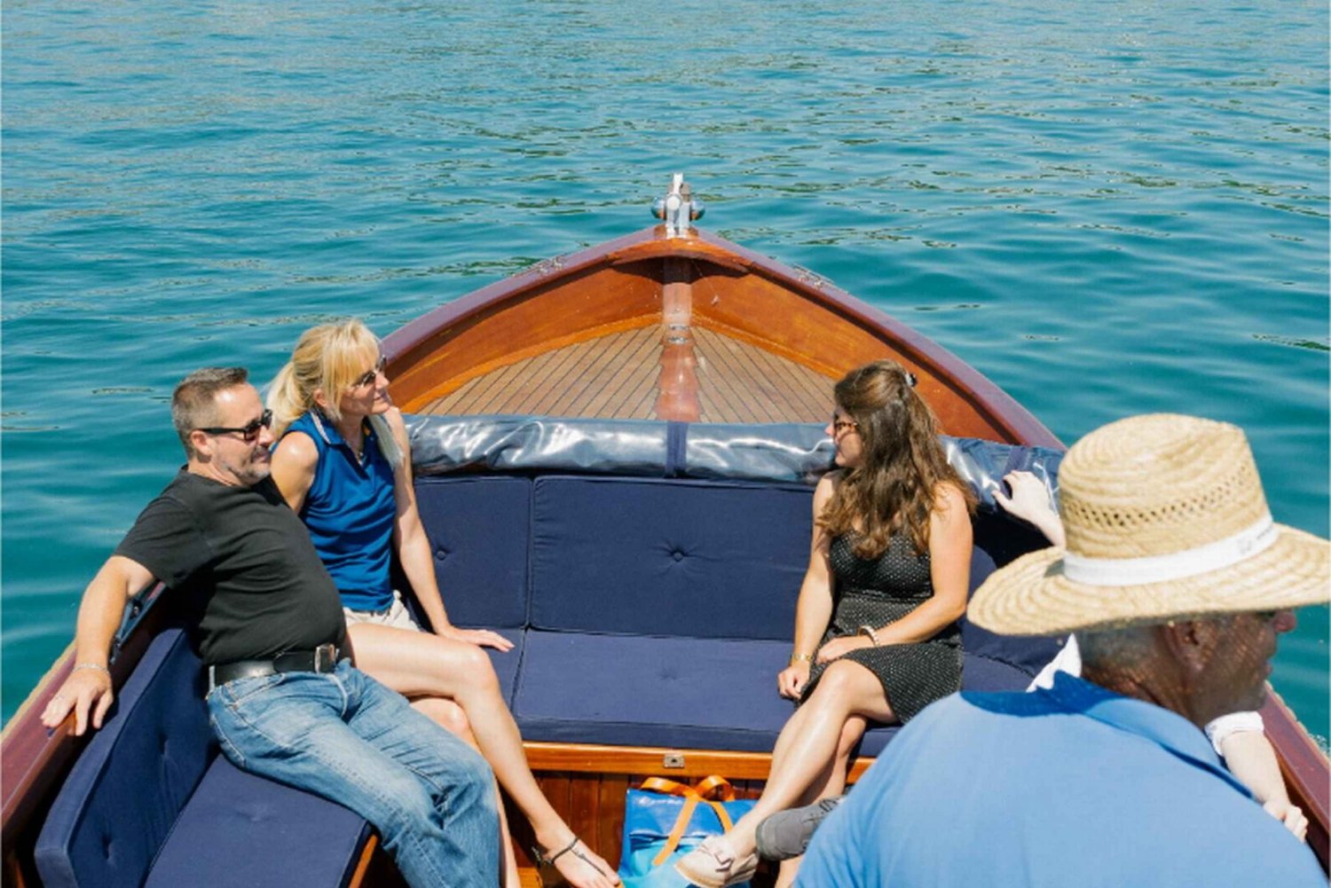 Zurich: Private Guided Boat Tour