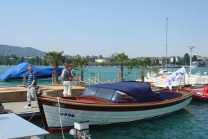 Zurich: Private Guided Boat Tour