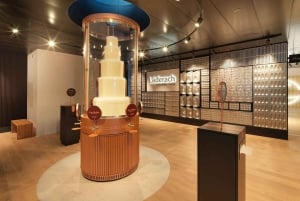 Zürich: Yksityinen päiväretki vesiputouksien laaksoon ja Interlakeniin.