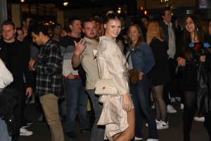 Zürich: Pub Crawl Nightlife Tour mit Shots und Snacks