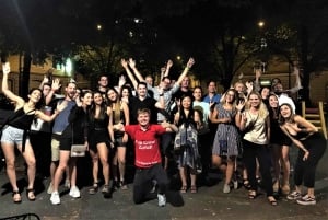 Zürich: Pub Crawl Nightlife Tour mit Shots und Snacks